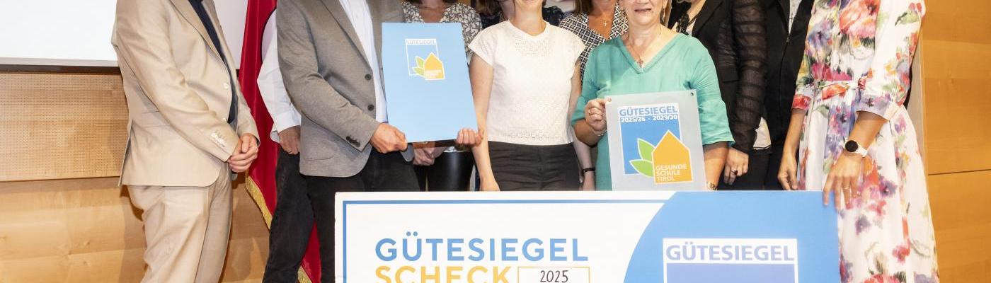 © Gütesiegel "Gesunde Schule Tirol" | Bildquelle: Gütesiegel "Gesunde Schule Tirol" Gütesiegel "Gesunde Schule Tirol" Verleihung
