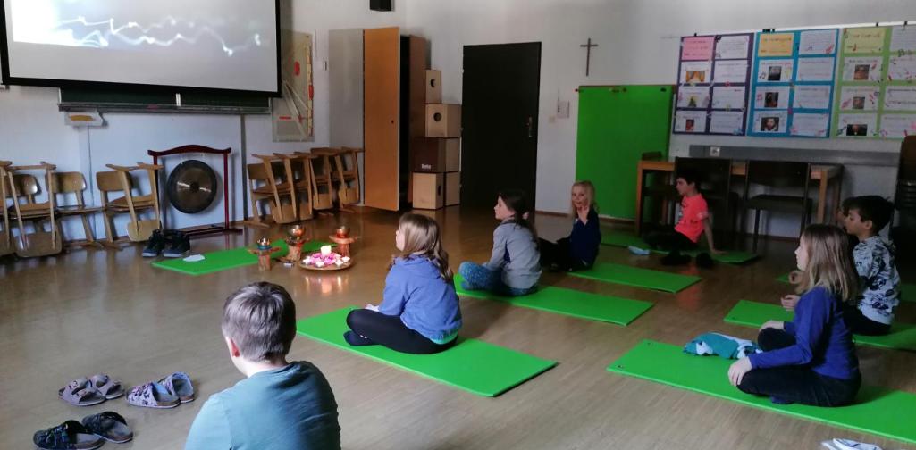 Meditationen und Yoga Meditationen und Yoga
